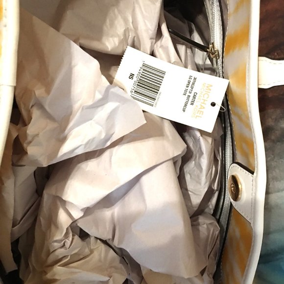 Michael Kors Yellow Buttercup Jet Set Tote Bag - Picture 6 of 6